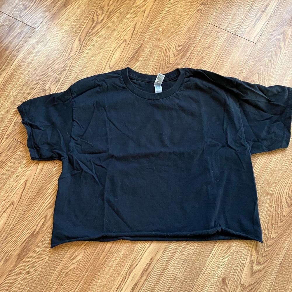 Cropped boxy tee